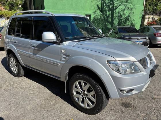 MITSUBISHI PAJERO TR4 2.0 4X4 16V 140CV FLEX 4P AUTOMÁTICO