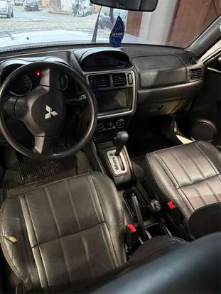 MITSUBISHI-PAJERO TR4-2.0 4X4 16V 140CV FLEX 4P AUTOMÁTICO MITSUBISHI-PAJERO TR4-2014