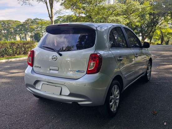 NISSAN-MARCH-1.6 SV 16V FLEX 4P XTRONIC NISSAN-MARCH-2017