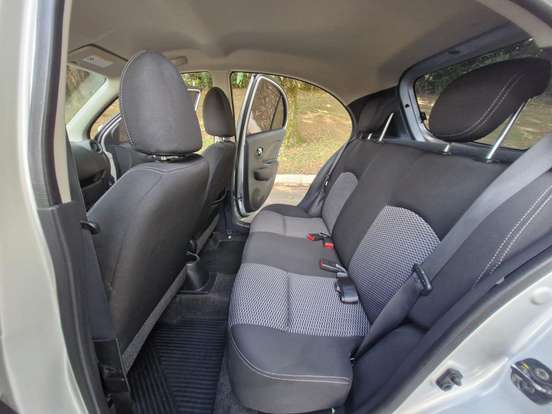 NISSAN-MARCH-1.6 SV 16V FLEX 4P XTRONIC NISSAN-MARCH-2017