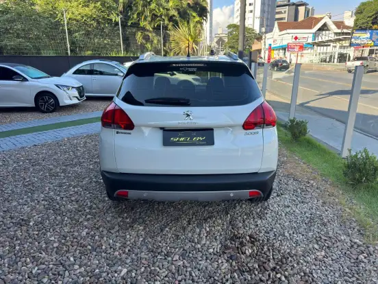 PEUGEOT-2008-2018