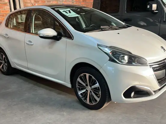 PEUGEOT-208-1.6 GRIFFE 16V FLEX 4P AUTOMÁTICO PEUGEOT-208-2016