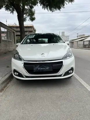 PEUGEOT-208-2016
