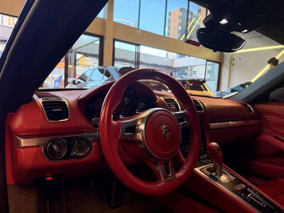 PORSCHE-BOXSTER-2013