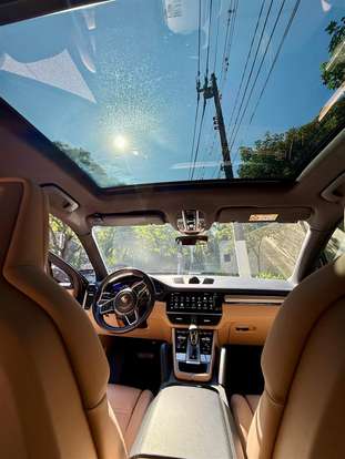 PORSCHE-CAYENNE-2022