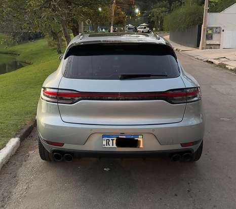 PORSCHE-MACAN-2021