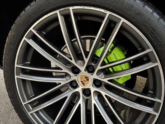 PORSCHE-MACAN-2.0 16V GASOLINA 4P AUTOMÁTICO PORSCHE-MACAN-2021
