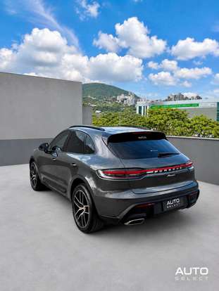 PORSCHE-MACAN-2021