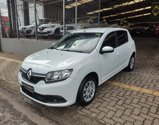RENAULT SANDERO 1.6 16V SCE FLEX EXPRESSION MANUAL RENAULT SANDERO 1.6 16V SCE FLEX EXPRESSION MANUAL