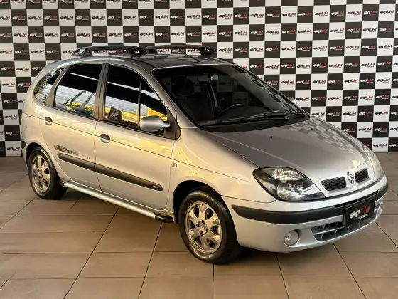 RENAULT SCÉNIC 1.6 EXPRESSION 16V FLEX 4P MANUAL RENAULT SCÉNIC 1.6 EXPRESSION 16V FLEX 4P MANUAL
