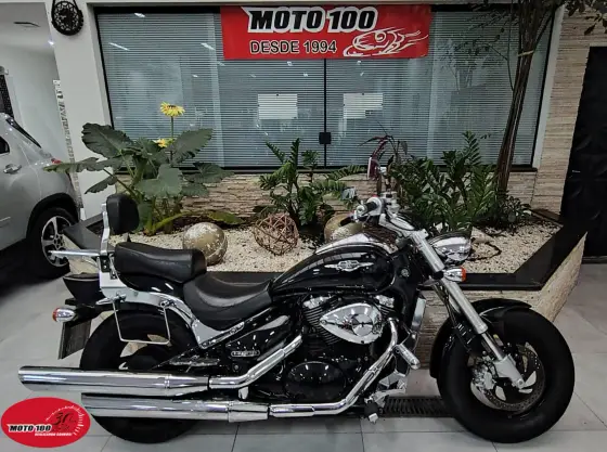 SUZUKI BOULEVARD M800 
