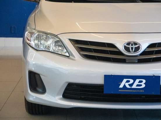 TOYOTA-COROLLA-1.8 GLI 16V FLEX 4P AUTOMÁTICO TOYOTA-COROLLA-2013