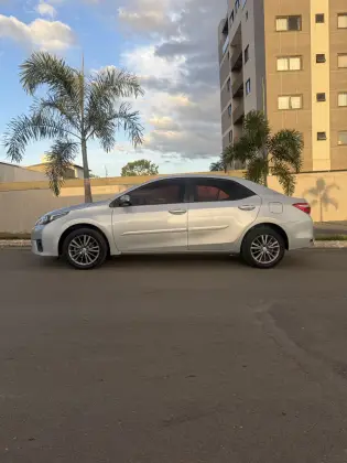 TOYOTA COROLLA 2.0 XEI 16V FLEX 4P AUTOMÁTICO