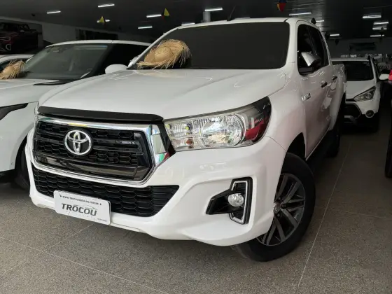 TOYOTA HILUX 2.8 SRV 4X4 CD 16V DIESEL 4P AUTOMÁTICO