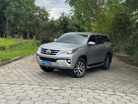 TOYOTA HILUX 2019 2.7 SR 4X2 CD 16V FLEX 4P AUTOMATIC