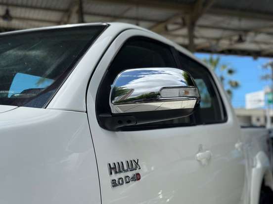 TOYOTA-HILUX-3.0 SRV TOP 4X4 CD 16V TURBO INTERCOOLER DIESEL 4P AUTOMÁTICO TOYOTA-HILUX-2013
