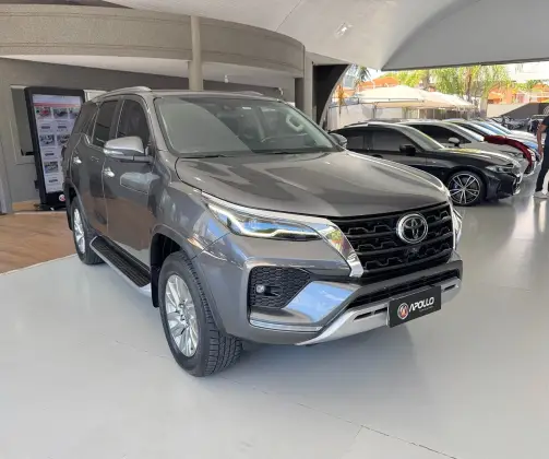 /en/city/cate-car-used-car/toyota-hilux-sw4-2022-2-8-d-4d-turbo-diesel-srx-7l-4x4-automatic-48490293610218496/-3
