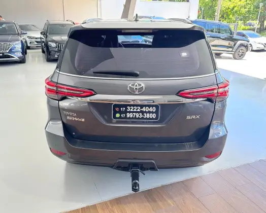 /en/city/cate-car-used-car/toyota-hilux-sw4-2022-2-8-d-4d-turbo-diesel-srx-7l-4x4-automatic-48490293610218496/-5