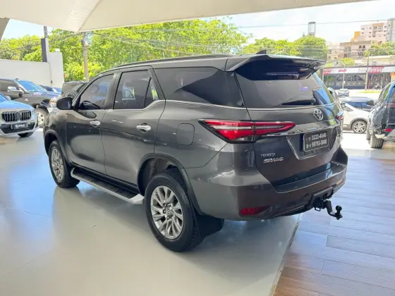 /en/city/cate-car-used-car/toyota-hilux-sw4-2022-2-8-d-4d-turbo-diesel-srx-7l-4x4-automatic-48490293610218496/-6