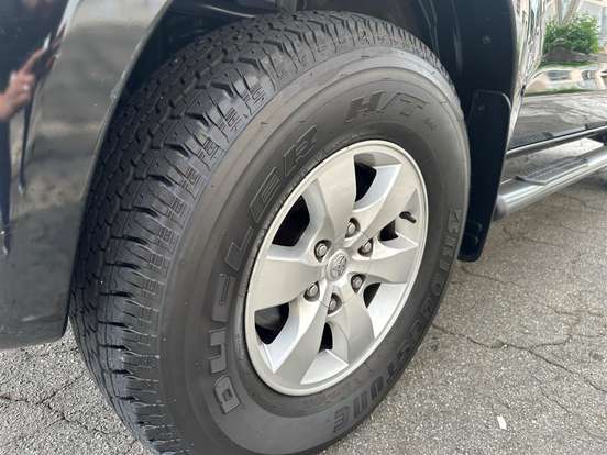 TOYOTA-HILUX-2012