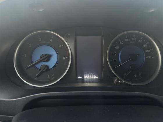 TOYOTA HILUX 2.8 SRV 4X4 CD 16V DIESEL 4P AUTOMÁTICO