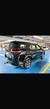 TOYOTA-HILUX SW4-2022