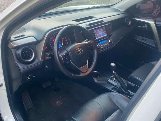 TOYOTA-RAV4-2015