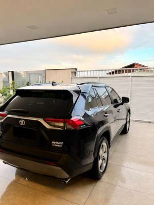 TOYOTA-RAV4-2019