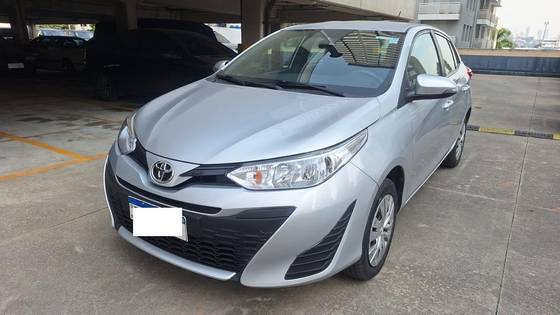 TOYOTA YARIS 1.3 16V FLEX XL LIVE MULTIDRIVE