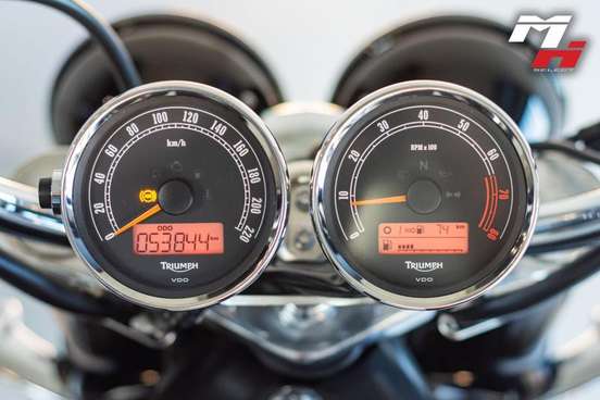 TRIUMPH-ROCKET III ROADSTER-2013
