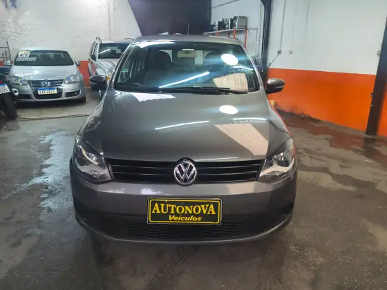 VOLKSWAGEN FOX 1.0 MI 8V FLEX 4P MANUAL VOLKSWAGEN FOX 1.0 MI 8V FLEX 4P MANUAL