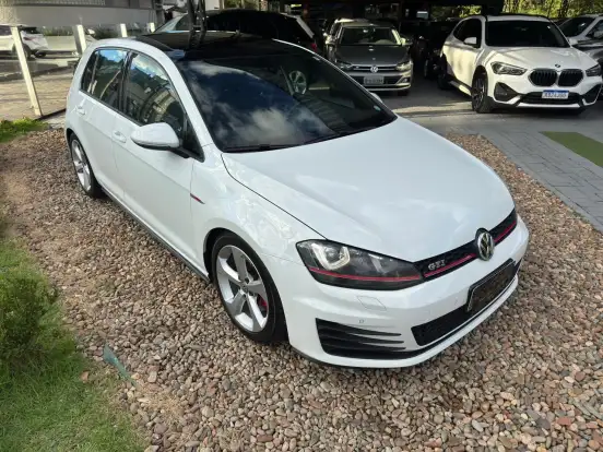 VOLKSWAGEN-GOLF-2.0 TSI GTI 16V TURBO GASOLINA 4P AUTOMÁTICO VOLKSWAGEN-GOLF-2013