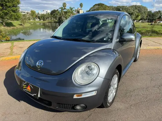 VOLKSWAGEN NEW BEETLE 2.0 MI 8V GASOLINA 2P MANUAL VOLKSWAGEN NEW BEETLE 2.0 MI 8V GASOLINA 2P MANUAL