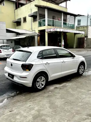 VOLKSWAGEN-POLO-2023