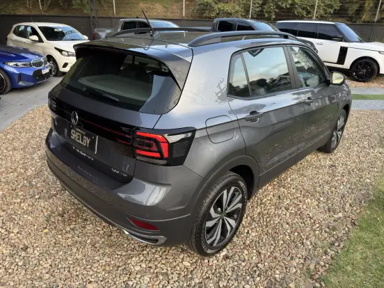 VOLKSWAGEN-T-CROSS-2023
