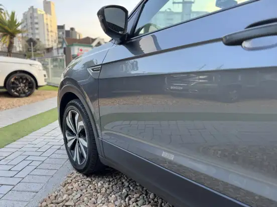 VOLKSWAGEN-T-CROSS-2023
