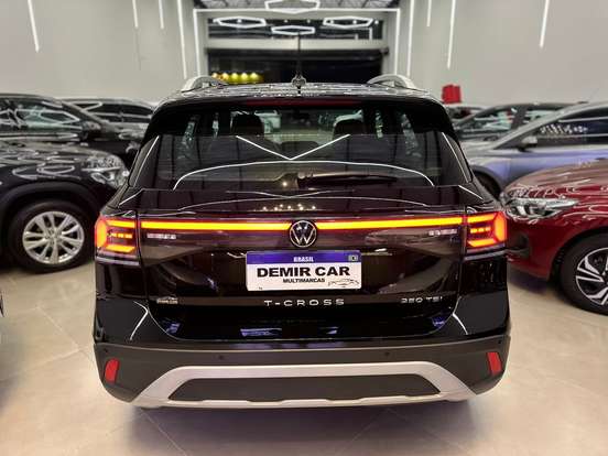 VOLKSWAGEN-T-CROSS-1.4 250 TSI TOTAL FLEX HIGHLINE AUTOMÁTICO VOLKSWAGEN-T-CROSS-2024