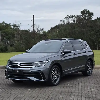 VOLKSWAGEN TIGUAN 2.0 300 TSI GASOLINA ALLSPACE R-LINE AUTOMÁTICO VOLKSWAGEN TIGUAN 2.0 300 TSI GASOLINA ALLSPACE R-LINE AUTOMÁTICO