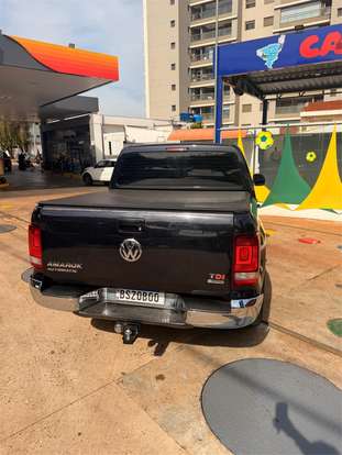 VOLKSWAGEN-AMAROK-2017