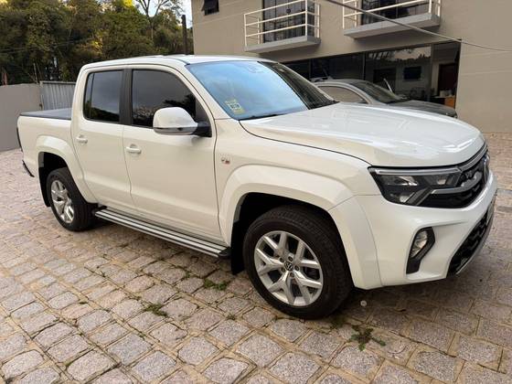 VOLKSWAGEN AMAROK 3.0 V6 TDI DIESEL HIGHLINE CD 4MOTION AUTOMÁTICO