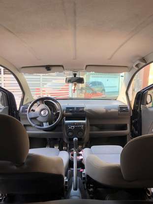 VOLKSWAGEN-FOX-2009