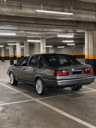 VOLKSWAGEN SANTANA 1.8 MI 8V GASOLINA 4P MANUAL