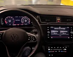 VOLKSWAGEN TIGUAN 2.0 300 TSI GASOLINA ALLSPACE R-LINE AUTOMÁTICO VOLKSWAGEN TIGUAN 2.0 300 TSI GASOLINA ALLSPACE R-LINE AUTOMÁTICO