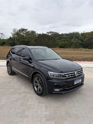 VOLKSWAGEN-TIGUAN-2019