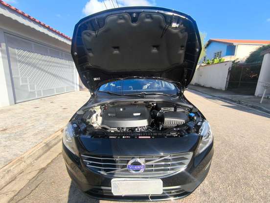 VOLVO-S60-2.0 T4 MOMENTUM GASOLINA 4P AUTOMÁTICO VOLVO-S60-2017