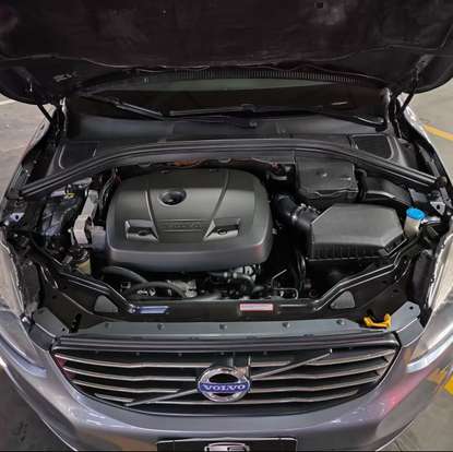 VOLVO-XC60-2.0 T5 MOMENTUM GASOLINA 4P AUTOMÁTICO VOLVO-XC60-2016