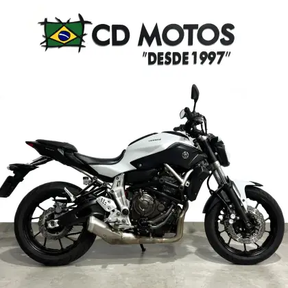 YAMAHA MT-07 YAMAHA MT-07