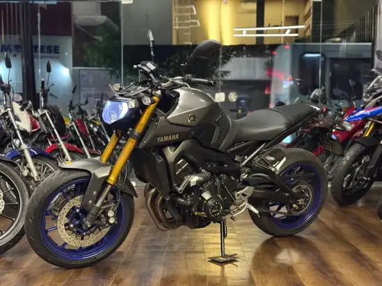 YAMAHA-MT-09 YAMAHA-MT-09-2017
