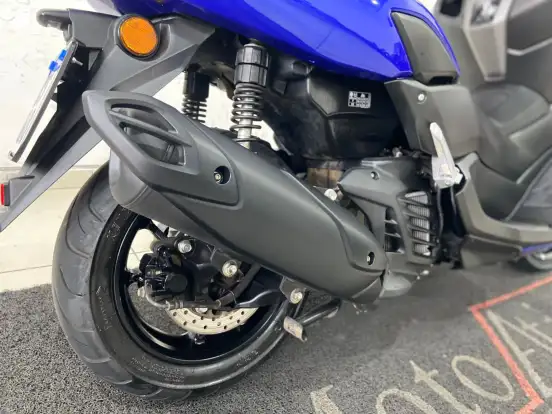 YAMAHA-NMAX CONNECTED 160 ABS-2024