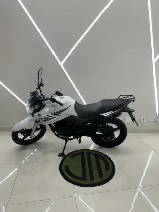 YAMAHA YS 250 FAZER YAMAHA YS 250 FAZER